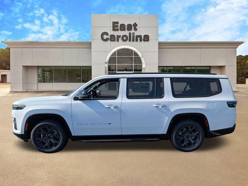 New 2026 Jeep Grand Wagoneer L Limited AWD/4WD image 6
