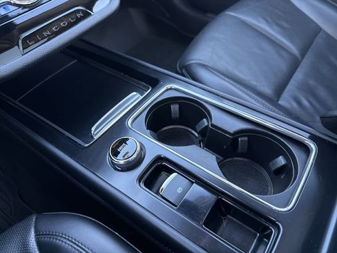 Certified 2022 Lincoln Corsair Reserve w/ Equipment Group 201A image 28