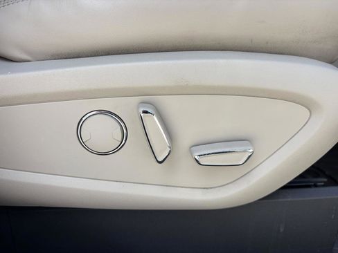 Used 2016 Lincoln MKX Select w/ Select Plus Package image 17