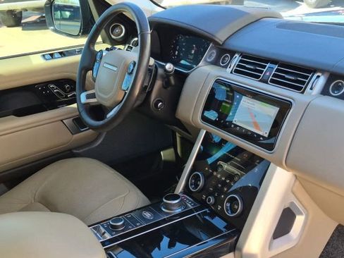 Used 2018 Land Rover Range Rover Supercharged image 13