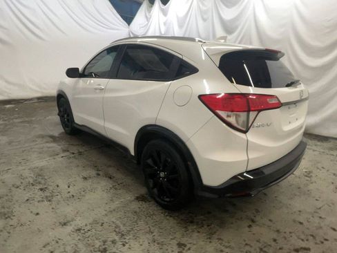 Used 2022 Honda HR-V Sport image 10
