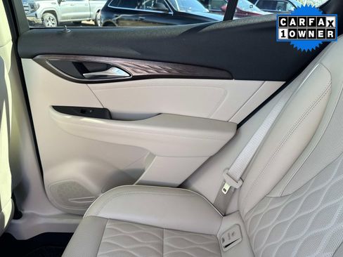 Used 2023 Buick Envision Avenir image 16