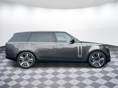 New 2026 Land Rover Range Rover Long Wheelbase SE AWD/4WD image 8