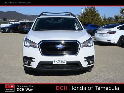 Used 2019 Subaru Ascent Touring w/ Popular Package #3 AWD/4WD image 2