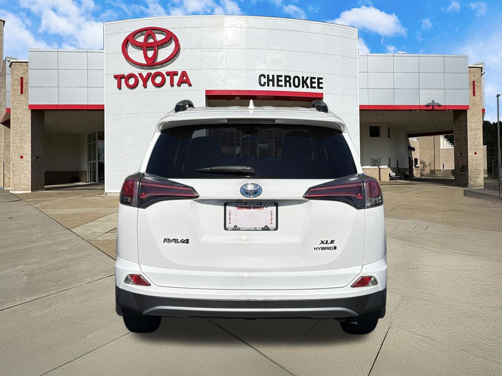 Used 2018 Toyota RAV4 XLE w/ Protection Package AWD/4WD image 6