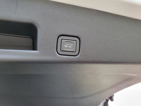 New 2026 Chevrolet Traverse LT AWD/4WD image 25