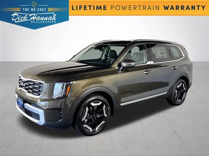New 2025 Kia Telluride S