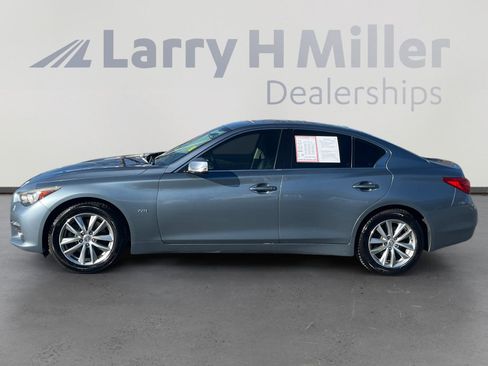 Used 2016 INFINITI Q50 Premium image 2