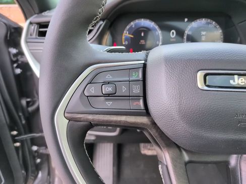 New 2026 Jeep Grand Cherokee L Limited AWD/4WD image 23