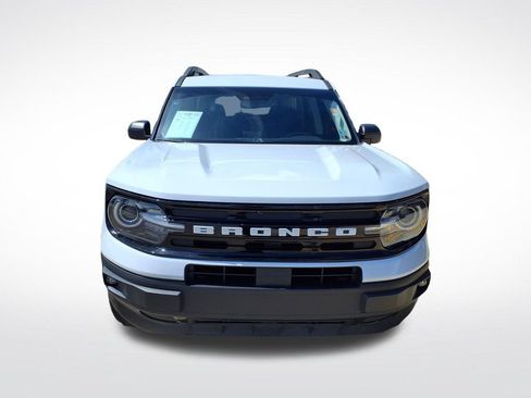 Used 2023 Ford Bronco Sport Outer Banks w/ Tech Package AWD/4WD image 2