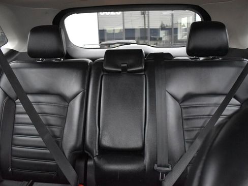 Used 2023 Ford Edge SEL image 26