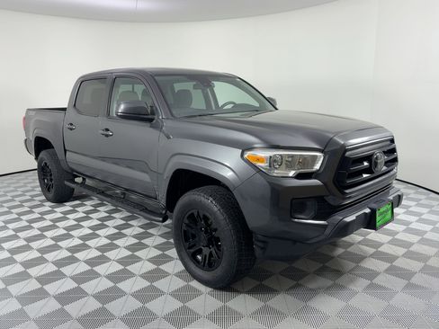 Used 2021 Toyota Tacoma SR w/ SR Convenience Package image 7