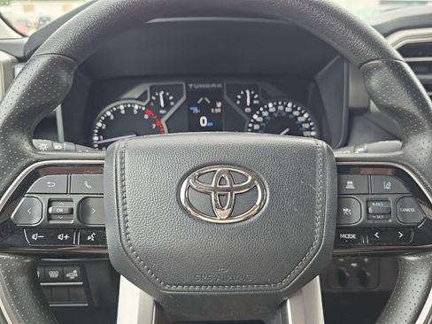 Used 2023 Toyota Tundra SR5 w/ SR5 Convenience Package AWD/4WD image 18