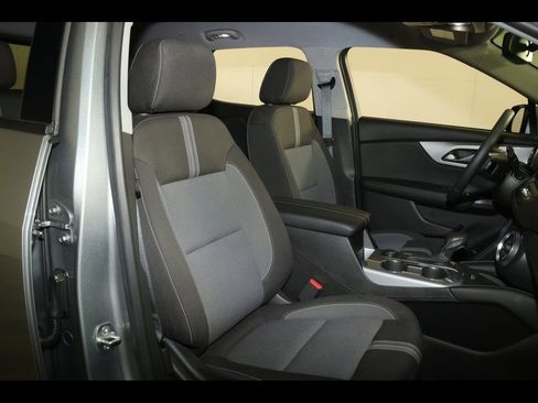 Used 2024 Chevrolet Blazer LT w/ Convenience Package image 30