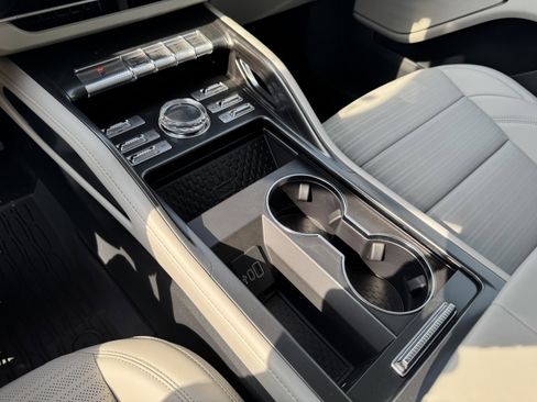 New 2026 Lincoln Nautilus Reserve w/ Jet Appearance Package AWD/4WD image 16