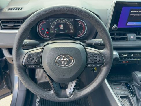Used 2023 Toyota RAV4 LE FWD image 10