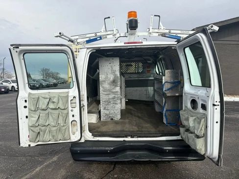 Used 2013 Ford E-150 and Econoline 150 w/ Commercial Cargo Van Pkg RWD image 9