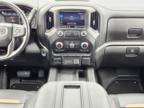 Used 2022 GMC Sierra 1500 AT4 w/ AT4 Premium Package image 12