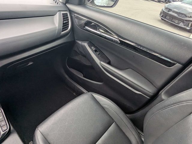 Used 2025 Kia Seltos EX w/ EX Sunroof Package AWD/4WD image 17