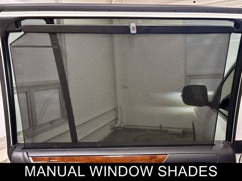 Used 2018 Lexus LX 570 4WD w/ Luxury Package image 19