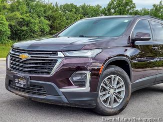 Used 2022 Chevrolet Traverse LT FWD video 2