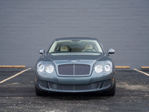 Used 2013 Bentley Flying Spur Flying Spur image 7