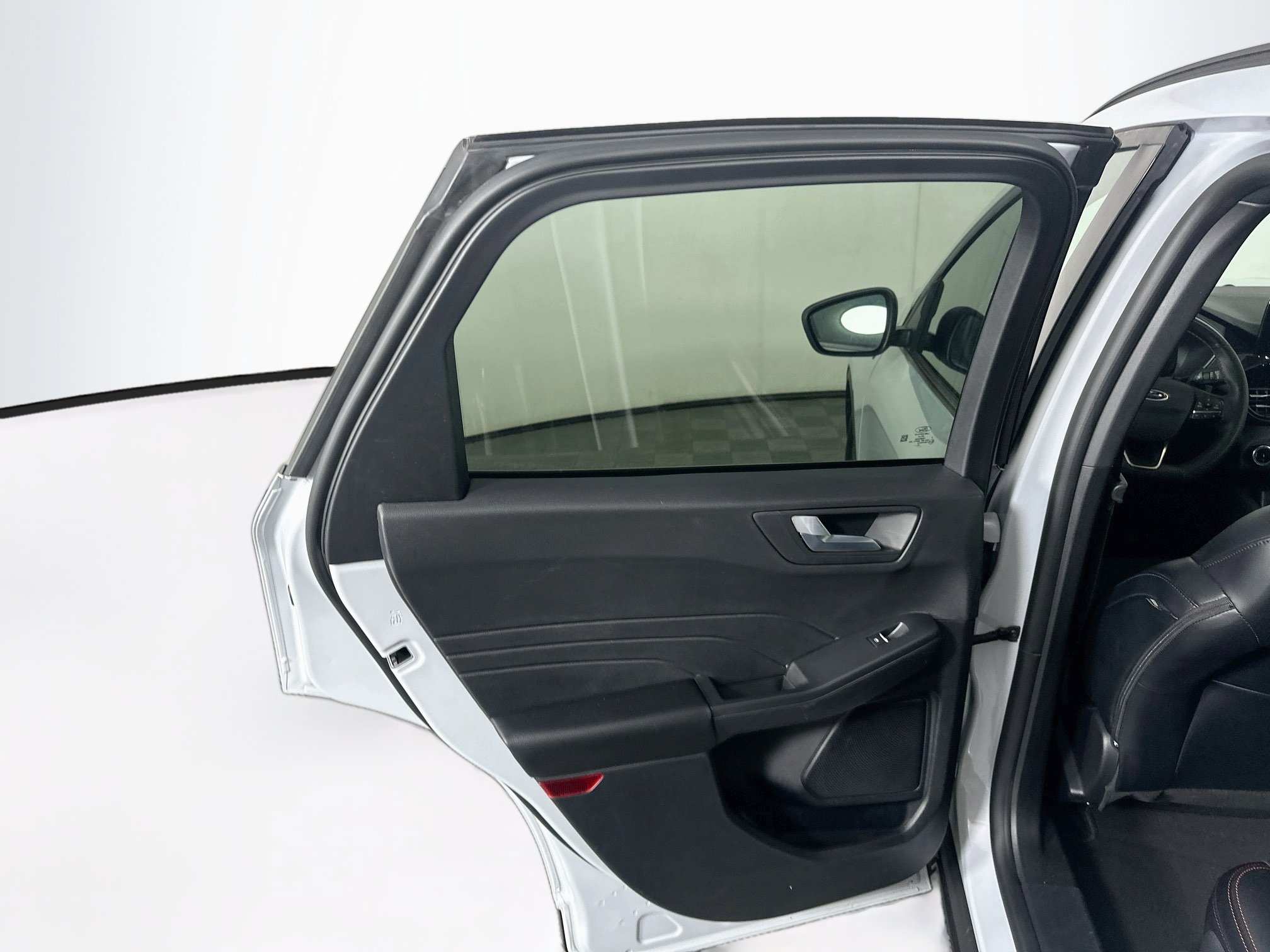 Used 2025 Ford Escape ST-Line FWD image 26