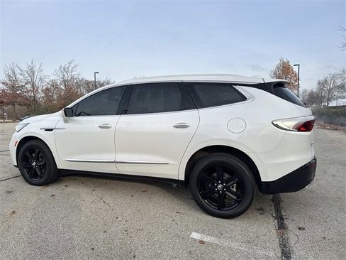 Used 2023 Buick Enclave Essence w/ Experience Buick Package image 3