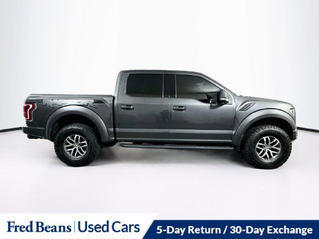 Used 2017 Ford F150 Raptor w/ Equipment Group 802A Luxury AWD/4WD image 11