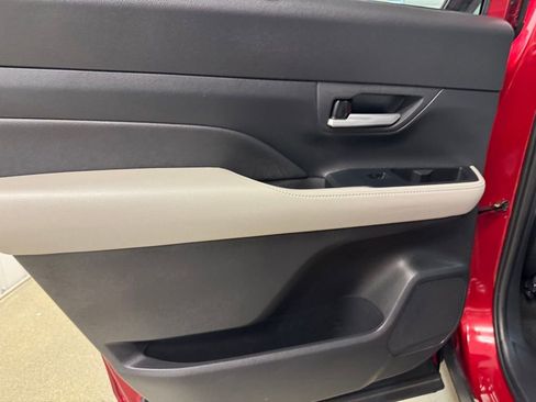 Used 2024 Toyota Grand Highlander AWD image 14
