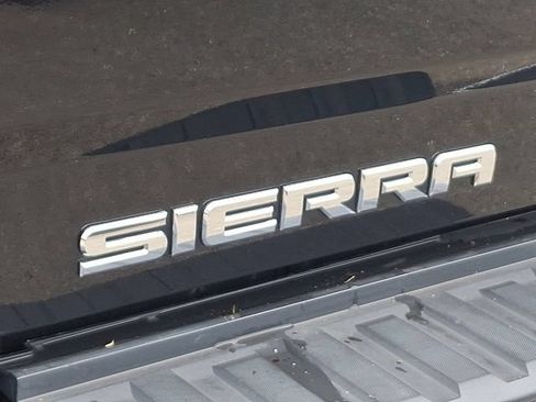 Used 2014 GMC Sierra 1500 SLT w/ All-Terrain Package AWD/4WD image 33