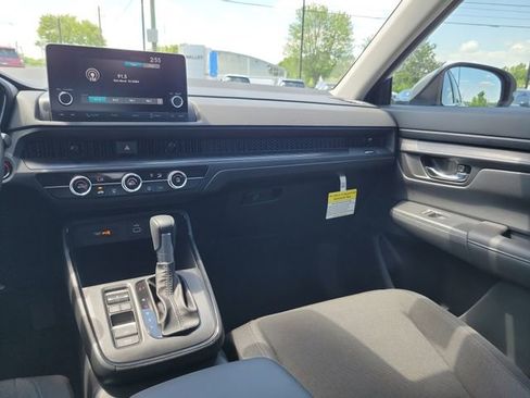 Certified 2025 Honda CR-V LX image 30