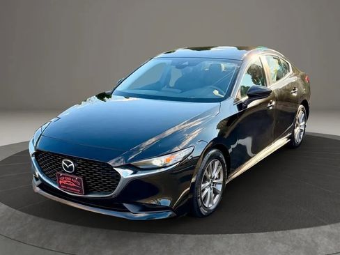 Used 2021 MAZDA MAZDA3 s image 1