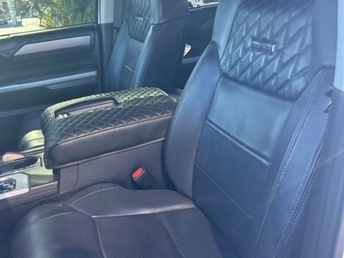 Used 2017 Toyota Tundra Platinum image 5