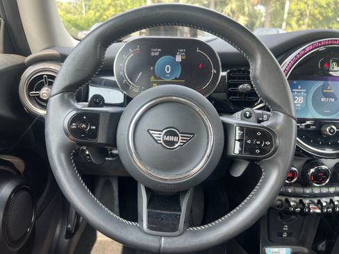 Used 2024 MINI Cooper S FWD image 18