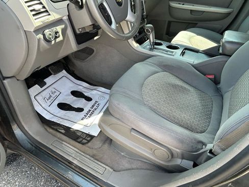 Used 2011 Chevrolet Traverse LS AWD/4WD image 10