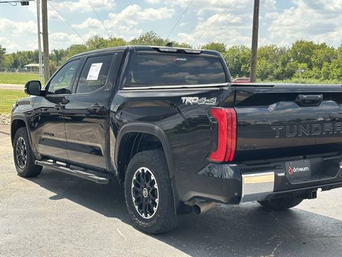 Used 2022 Toyota Tundra SR5 image 8