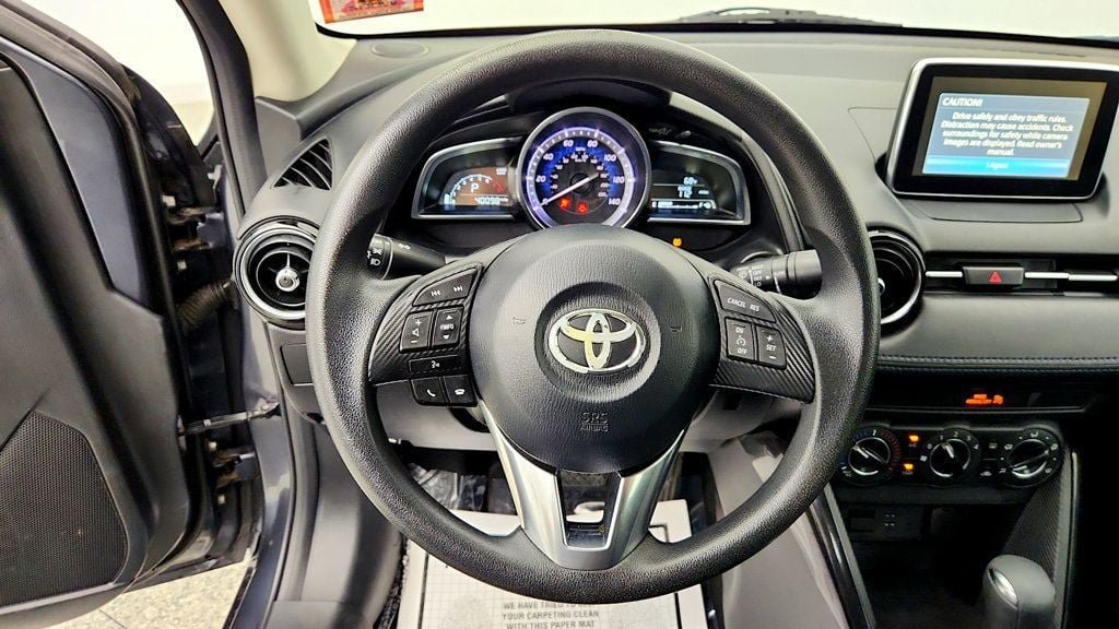 Used 2017 Toyota Yaris iA FWD image 14