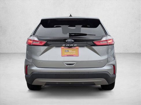 Certified 2023 Ford Edge SEL image 6