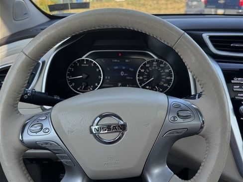 Used 2018 Nissan Murano SL w/ Moonroof Package AWD/4WD image 15