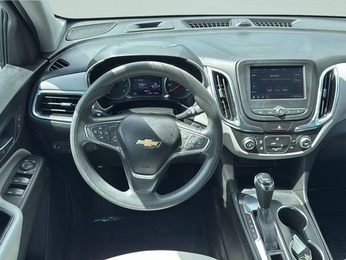Used 2020 Chevrolet Equinox LT FWD image 12