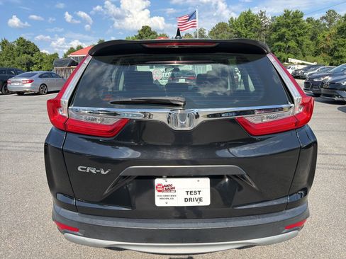 Used 2019 Honda CR-V LX image 5
