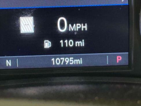 Certified 2024 Buick Enclave Essence w/ Experience Buick Package image 25