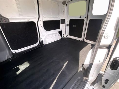 Used 2021 Nissan NV200 S w/ Back Door Glass Package image 21