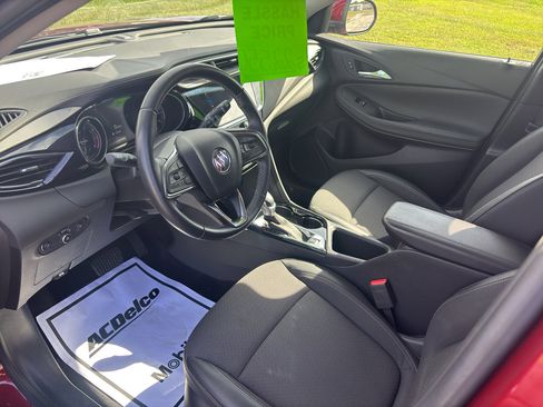 Used 2023 Buick Encore GX Select image 8