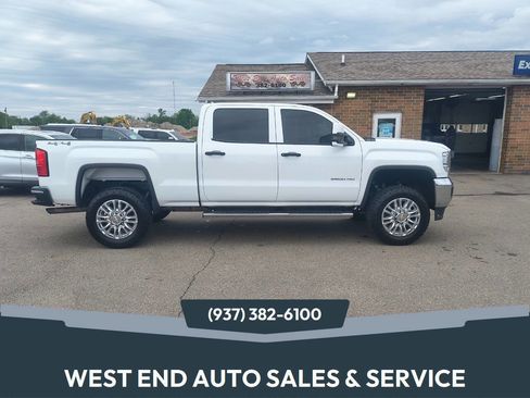 Used 2015 GMC Sierra 2500 4x4 Crew Cab w/ Snow Plow Prep Package image 1