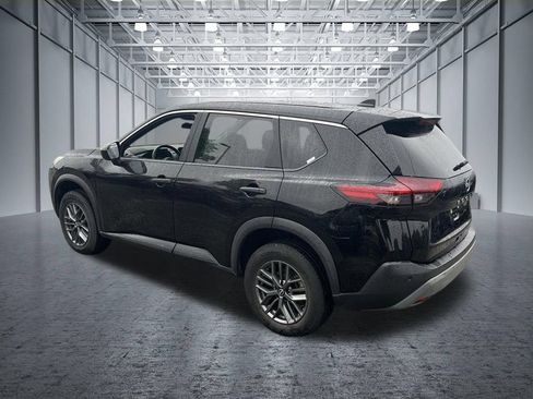 Used 2023 Nissan Rogue S FWD image 4