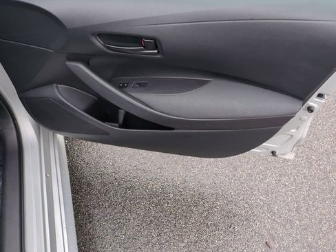 Used 2024 Toyota Corolla LE image 33