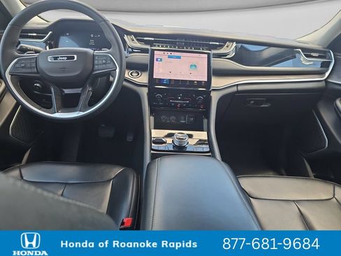 Used 2024 Jeep Grand Cherokee Limited 4xe AWD/4WD image 11