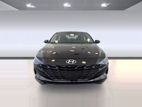 Used 2023 Hyundai Elantra Limited FWD image 6